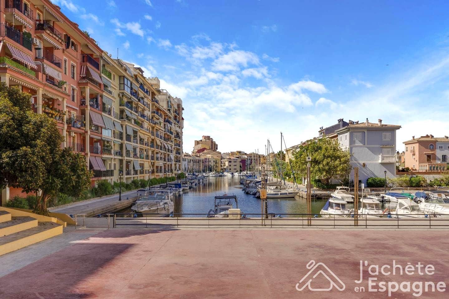 3 bedroom Flat for sale in Alboraya / Alboraia with garage - € 395,000 (Ref: 10116147)