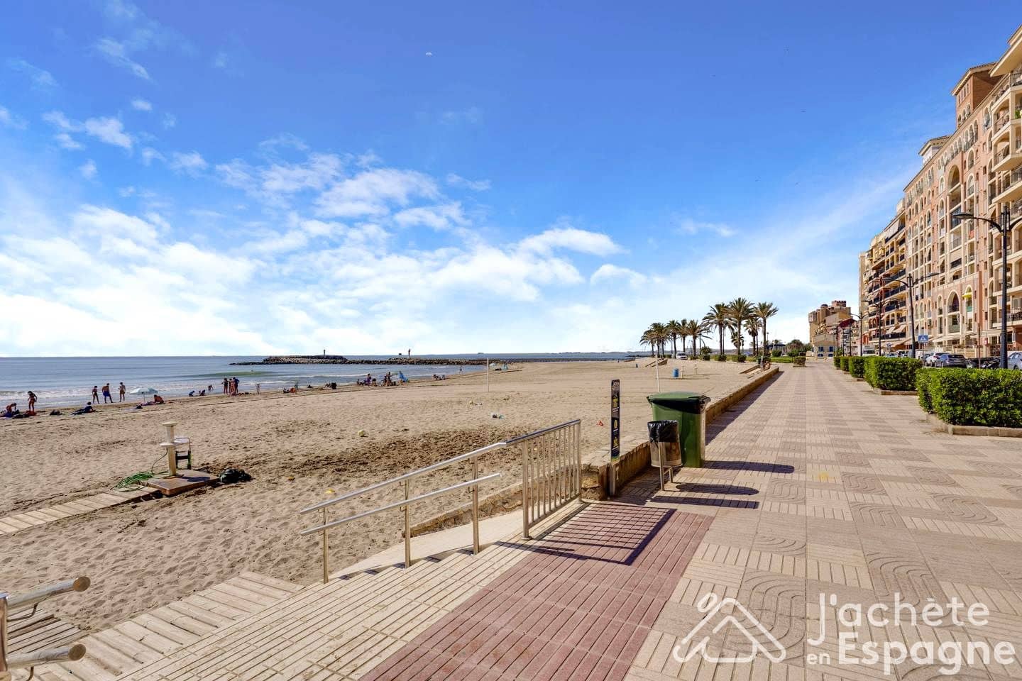 3 bedroom Flat for sale in Alboraya / Alboraia with garage - € 395,000 (Ref: 10116147)