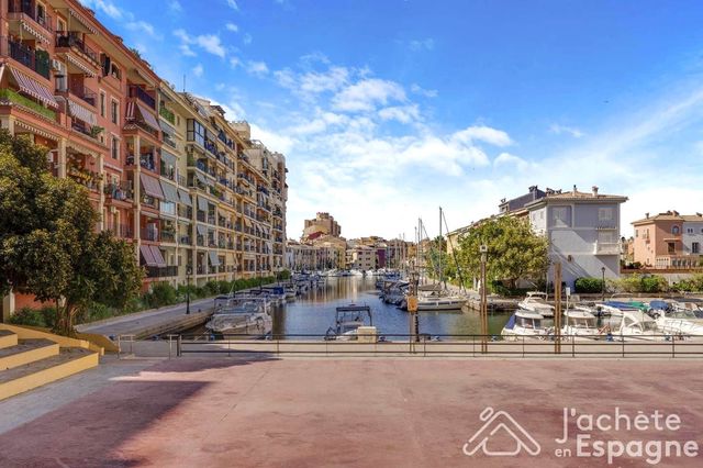3 slaapkamer Flat te koop in Alboraya / Alboraia met garage - € 395.000 (Ref: 10116147)