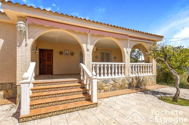 3 chambre Villa/Maison à vendre à Muchamiel / Mutxamel avec garage - 439 000 € (Ref: 10116150)