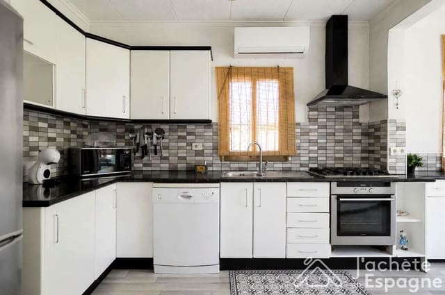 4 sovrum Villa till salu i El Chaparral, Torrevieja med pool garage - 579 000 € (Ref: 10116151)