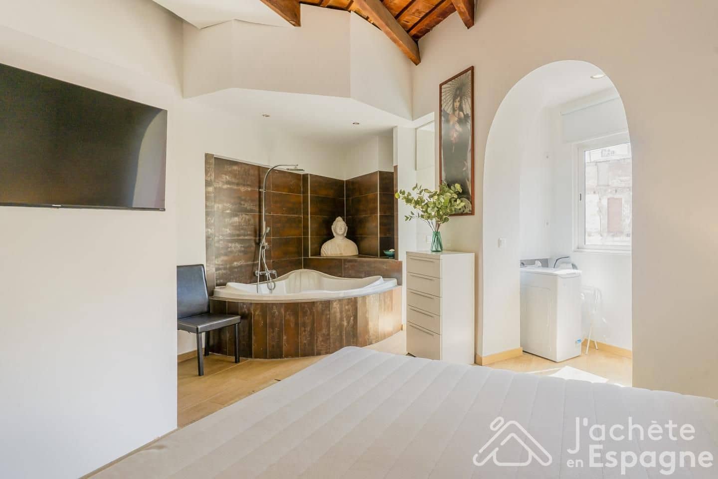 2 slaapkamer Flat te koop in Valencia stad - € 299.000 (Ref: 10116152)