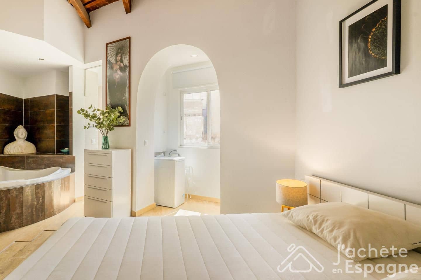 2 slaapkamer Flat te koop in Valencia stad - € 299.000 (Ref: 10116152)