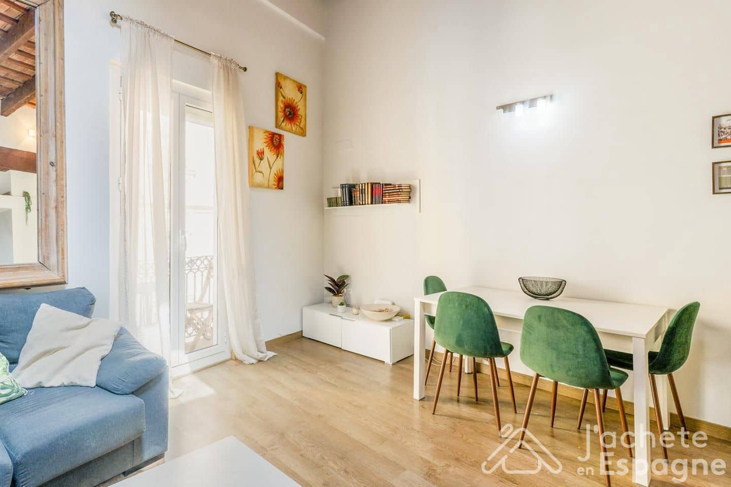 2 slaapkamer Flat te koop in Valencia stad - € 299.000 (Ref: 10116152)