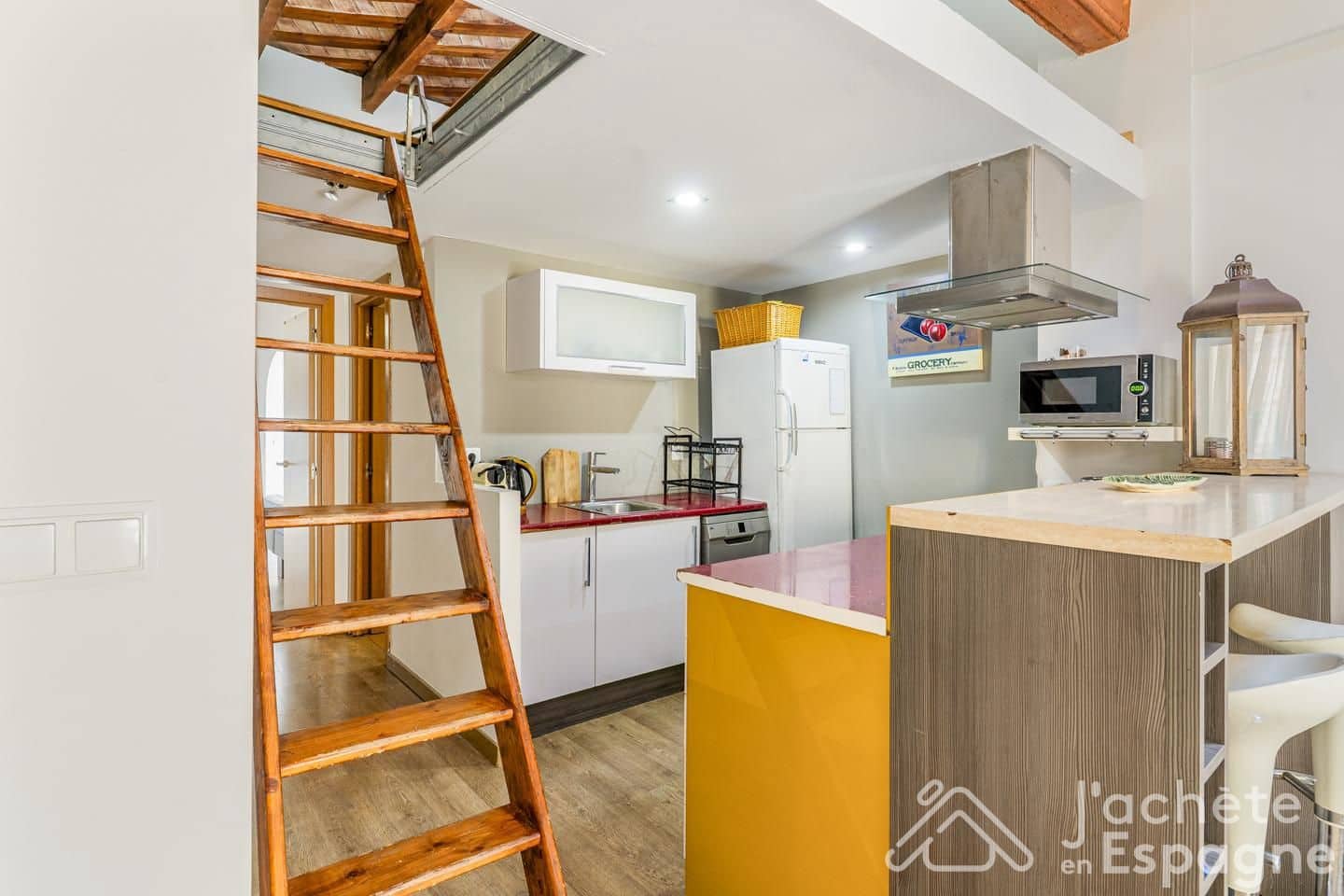 2 slaapkamer Flat te koop in Valencia stad - € 299.000 (Ref: 10116152)