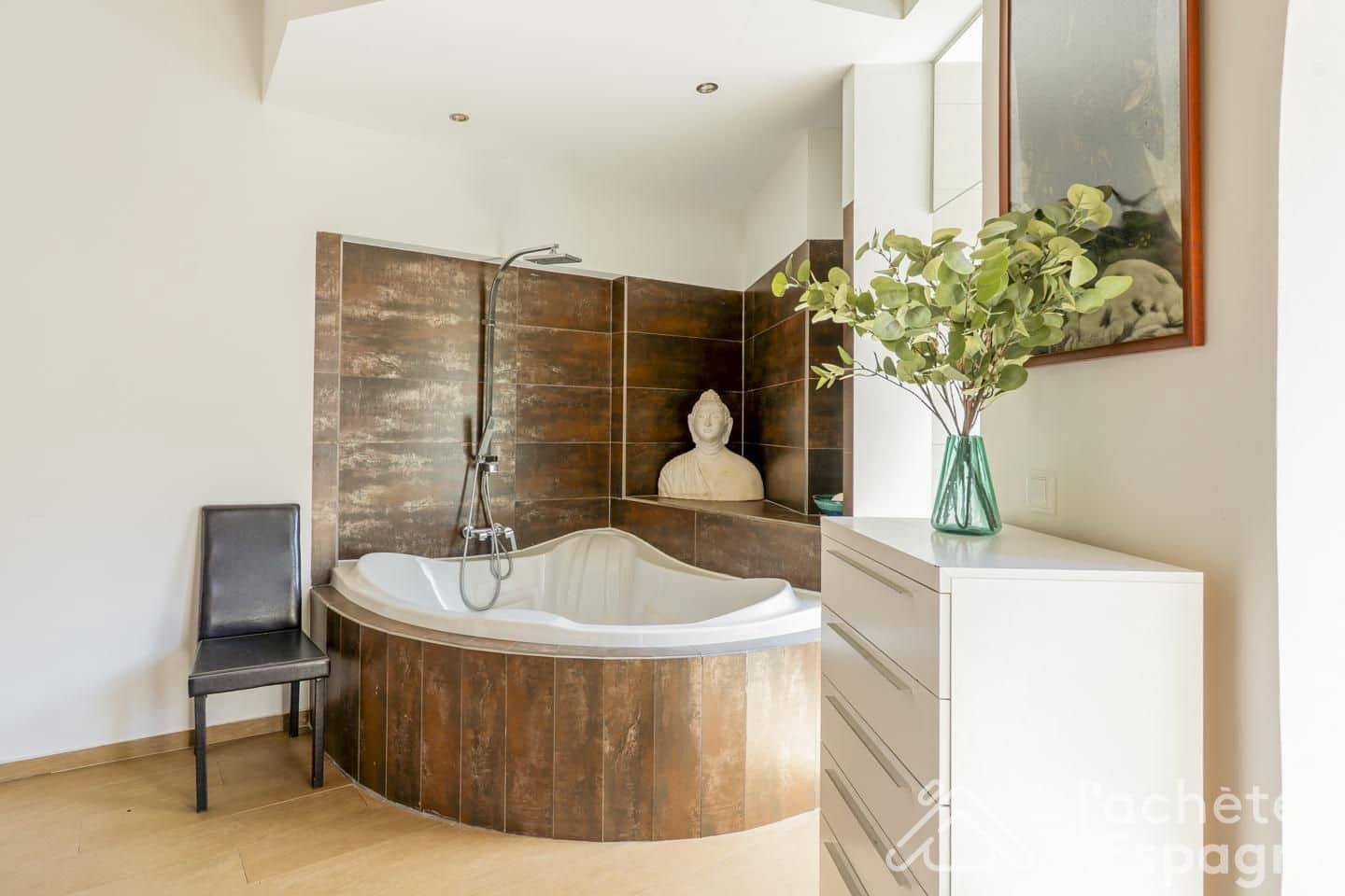2 slaapkamer Flat te koop in Valencia stad - € 299.000 (Ref: 10116152)