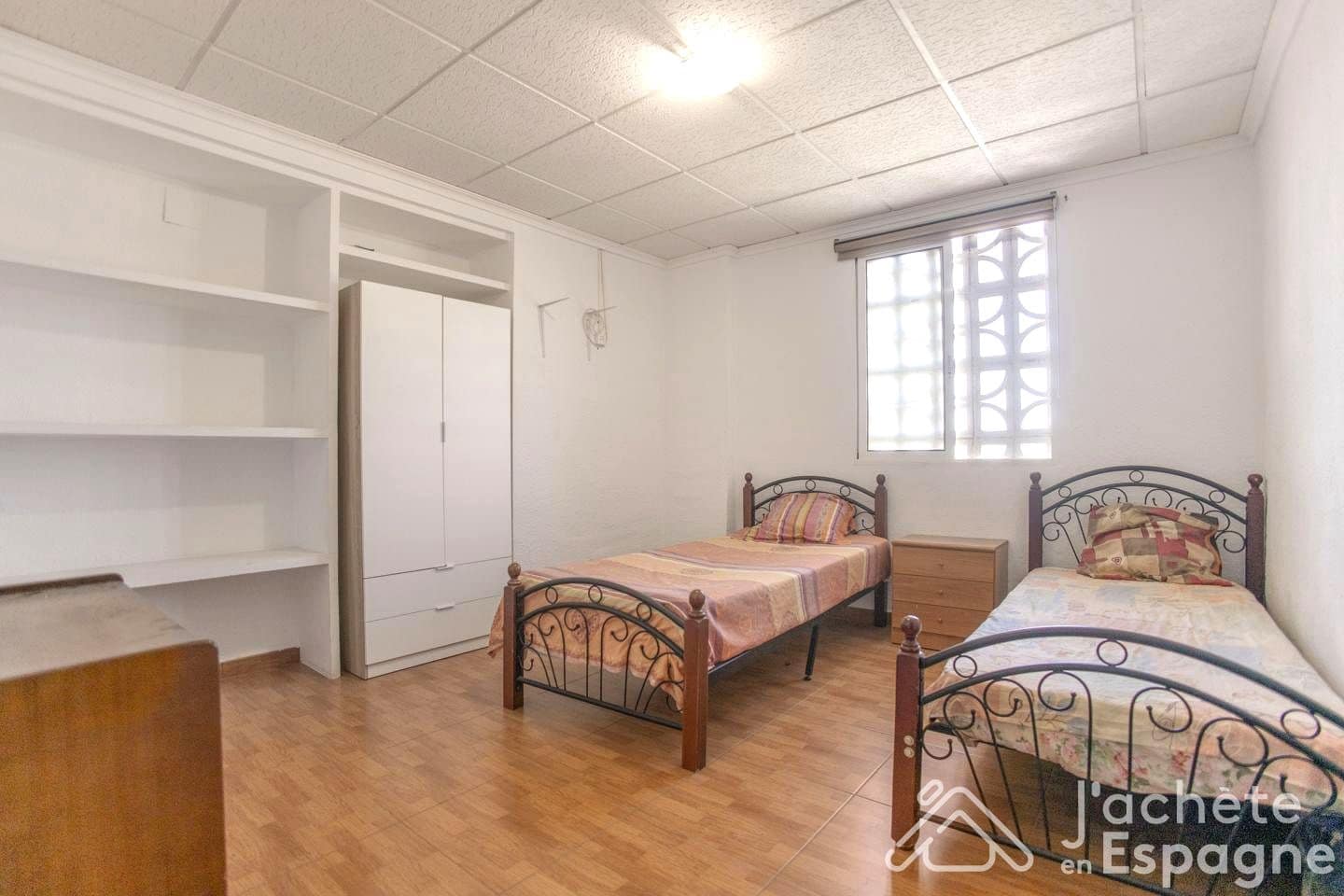 4 Zimmer Wohnung zu verkaufen in Alicante / Alacant Stadt - 165.000 € (Ref: 10116155)