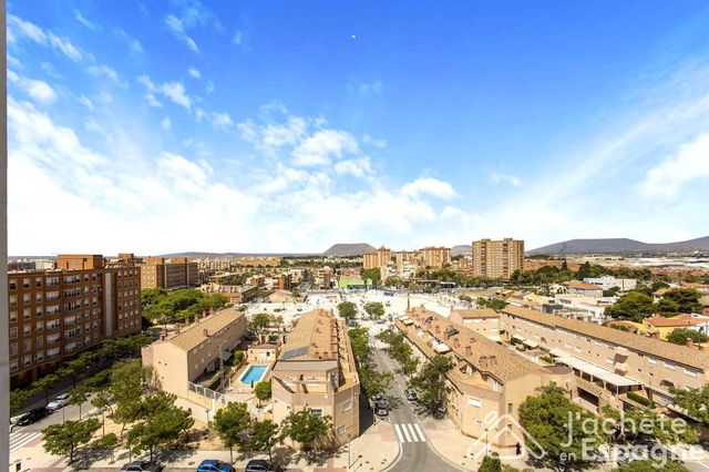 4 Zimmer Wohnung zu verkaufen in Virgen del Remedio - Parque lo Morant, Alicante / Alacant Stadt - 165.000 € (Ref: 10116155)