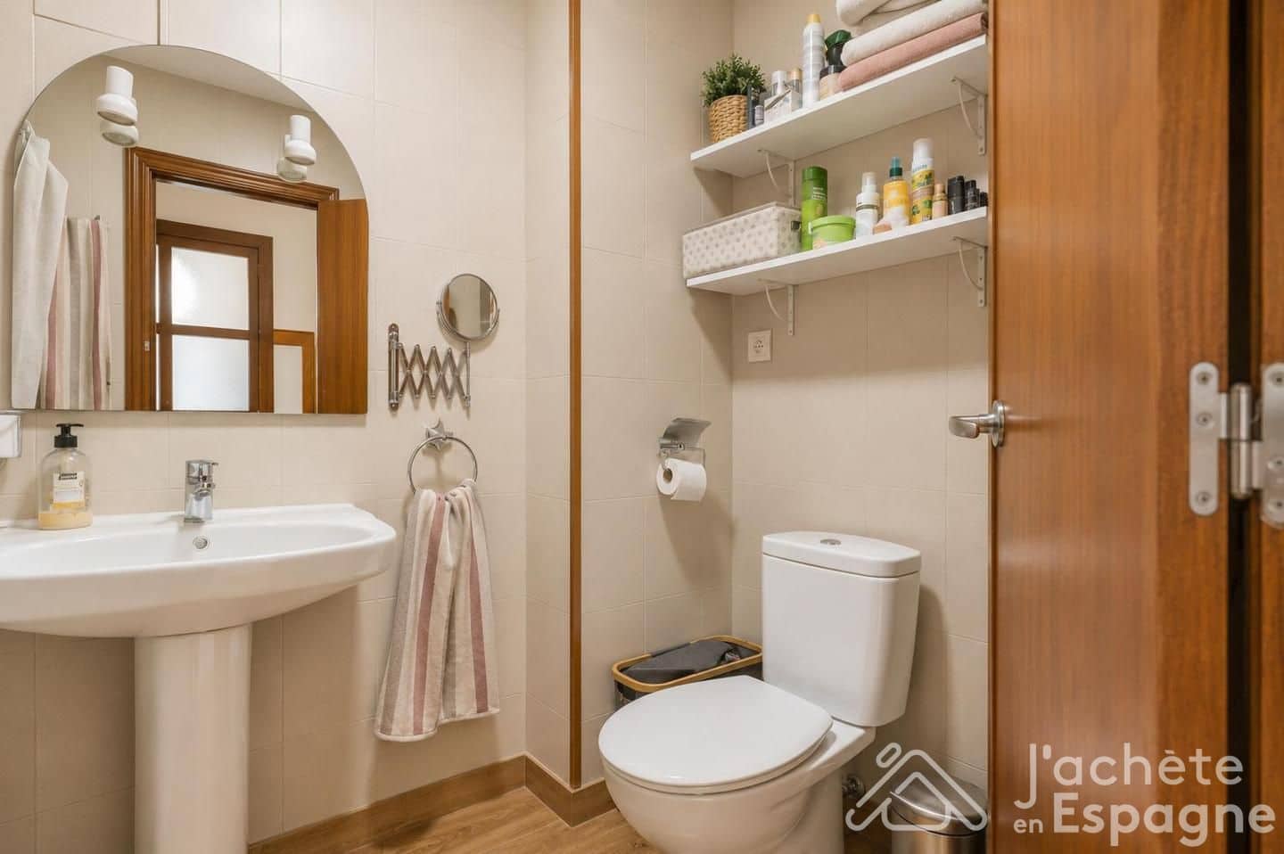 3 slaapkamer Flat te koop in L'Eliana met garage - € 358.000 (Ref: 10116156)