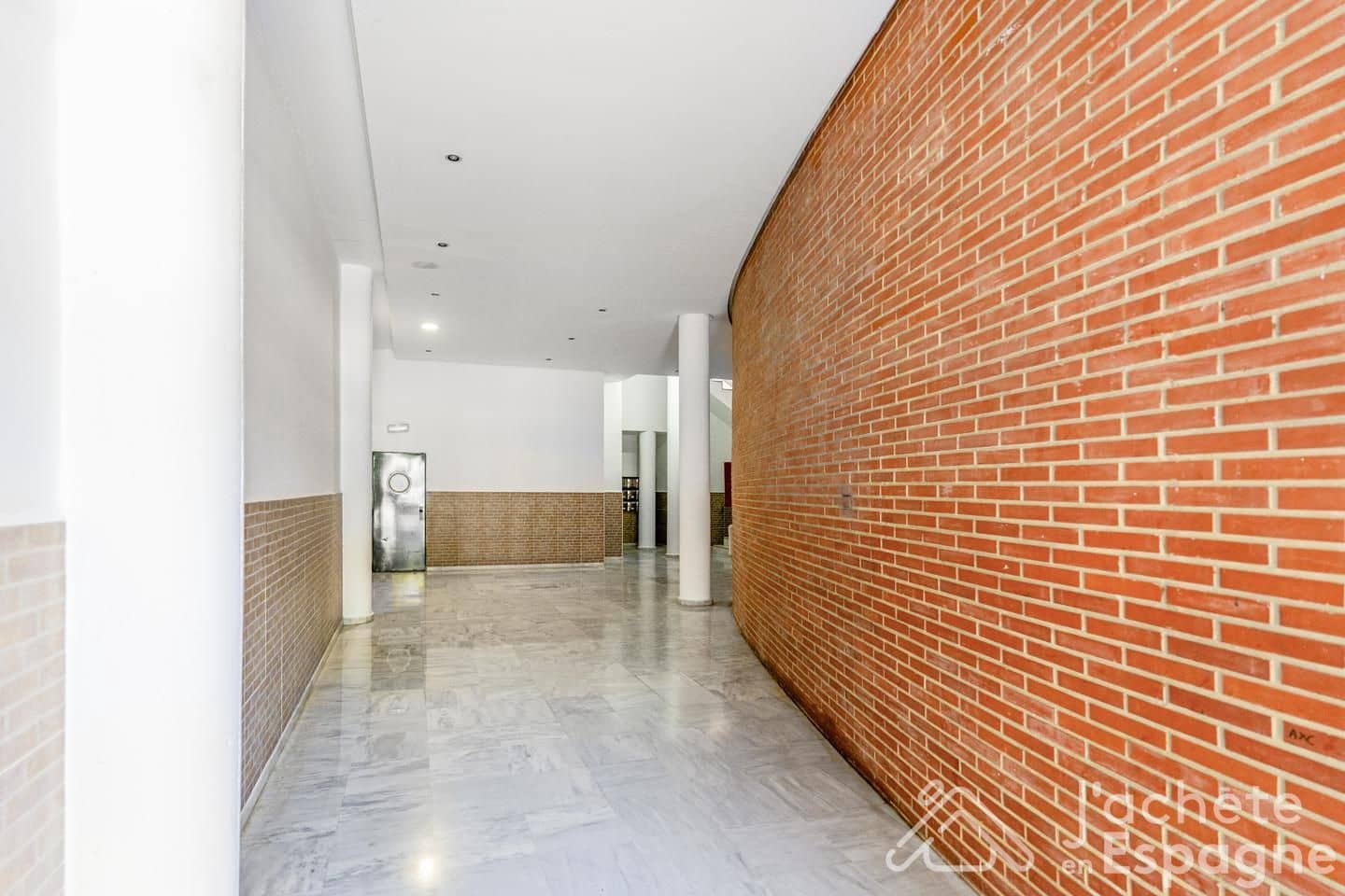 3 slaapkamer Flat te koop in L'Eliana met garage - € 358.000 (Ref: 10116156)