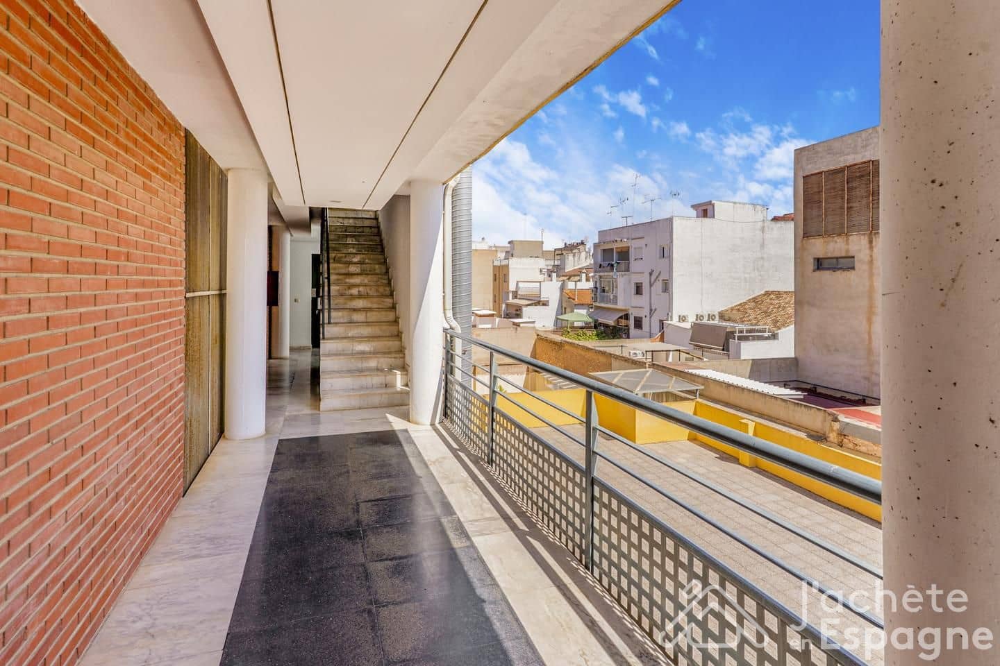 3 slaapkamer Flat te koop in L'Eliana met garage - € 358.000 (Ref: 10116156)