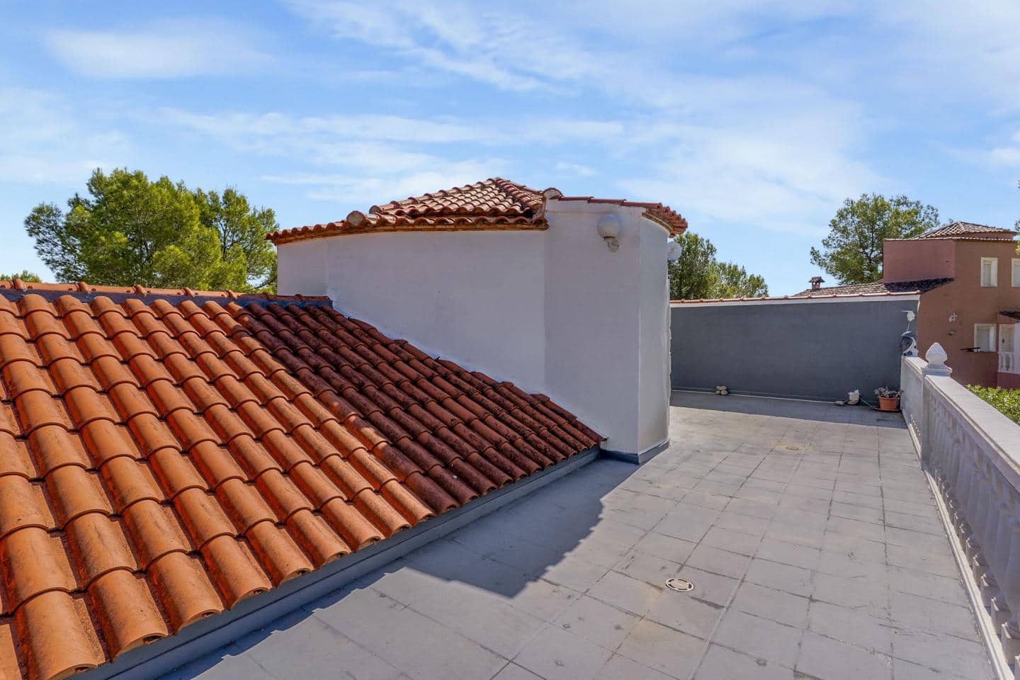 5 sovrum Villa till salu i Montroy med pool garage - 430 000 € (Ref: 10116159)