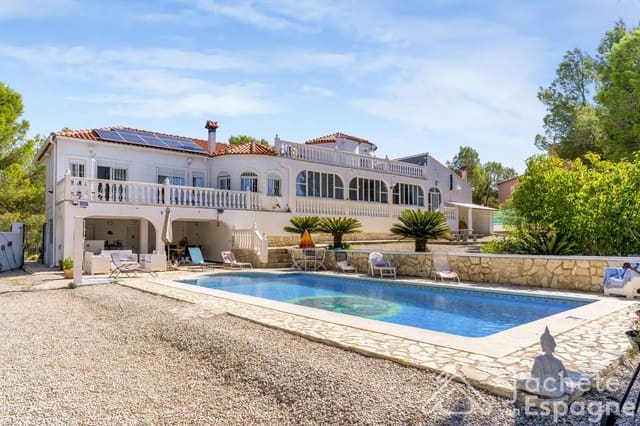 5 sovrum Villa till salu i Montroy med pool garage - 430 000 € (Ref: 10116159)
