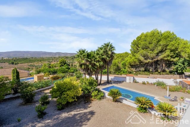 5 sovrum Villa till salu i Montroy med pool garage - 430 000 € (Ref: 10116159)