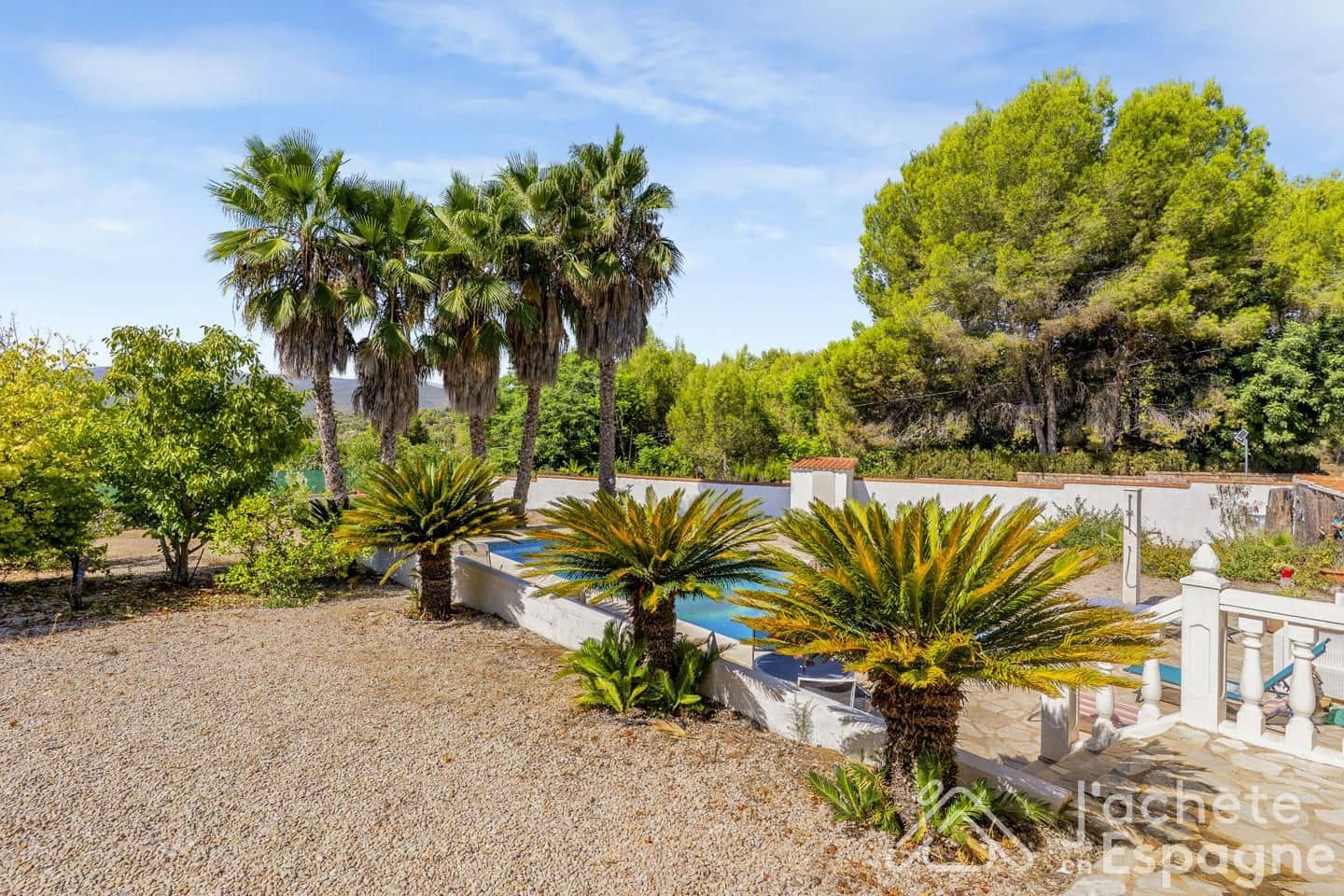 5 sovrum Villa till salu i Montroy med pool garage - 430 000 € (Ref: 10116159)