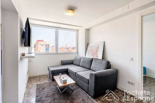 3 quarto Apartamento para venda em Cabanyal-Canyamelar, Valência cidade - 219 000 € (Ref: 10116160)