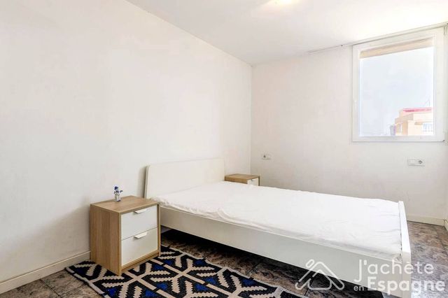 3 quarto Apartamento para venda em Cabanyal-Canyamelar, Valência cidade - 219 000 € (Ref: 10116160)