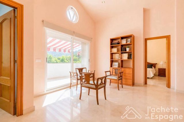 4 sovrum Villa till salu i Gilet med pool garage - 595 000 € (Ref: 10116161)