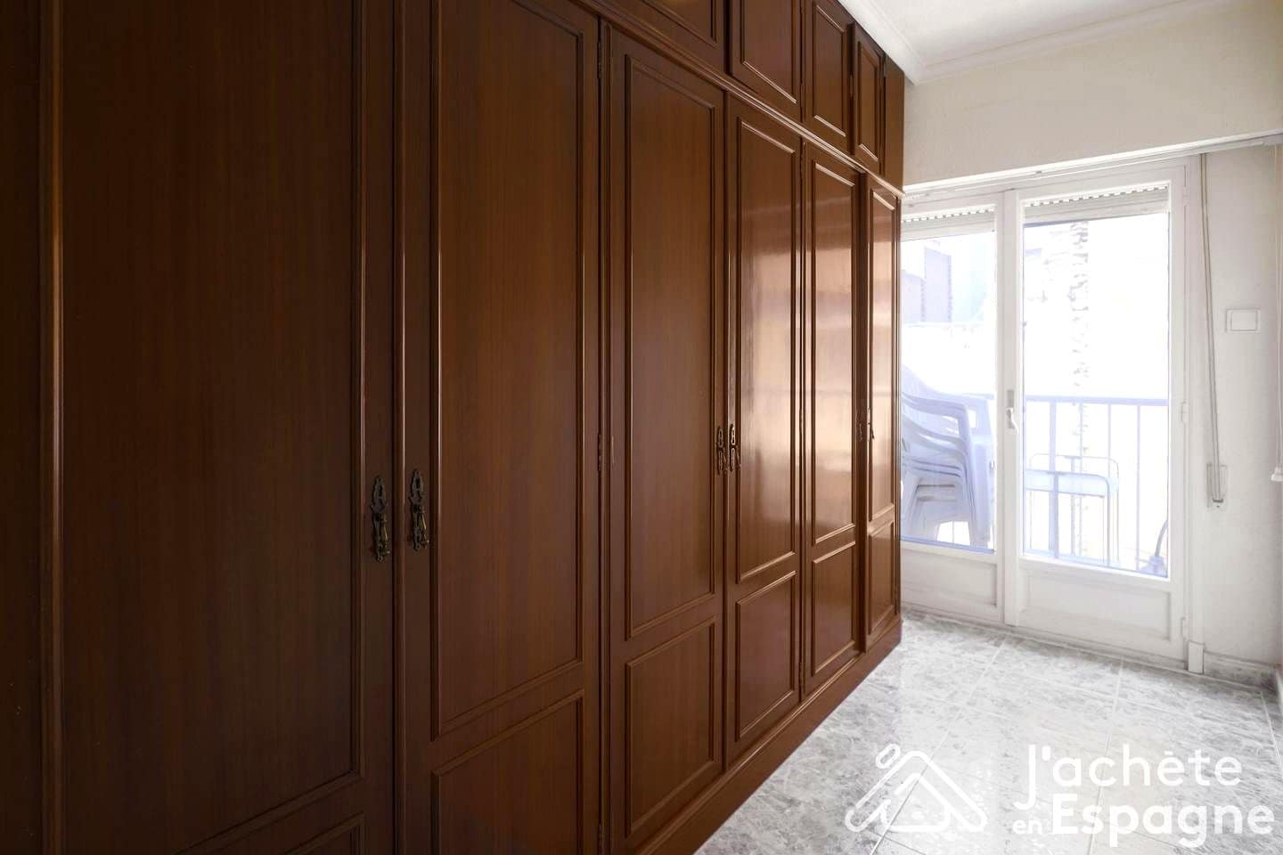 Piso de 3 habitaciones en Alicante / Alacant ciudad en venta - 269.000 € (Ref: 10116162)