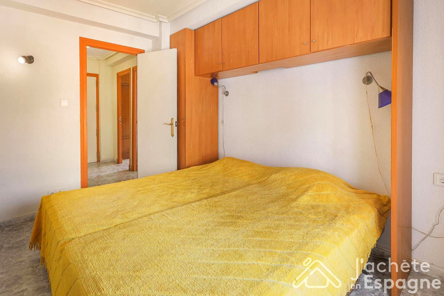 Piso de 3 habitaciones en Alicante / Alacant ciudad en venta - 269.000 € (Ref: 10116162)