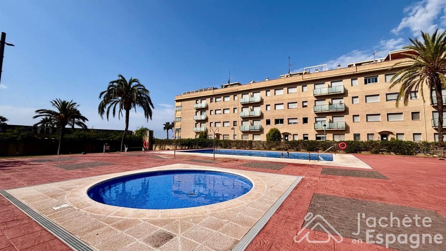 3 bedroom Apartment for sale in Cubelles with pool garage - € 430,000 (Ref: 10116163)