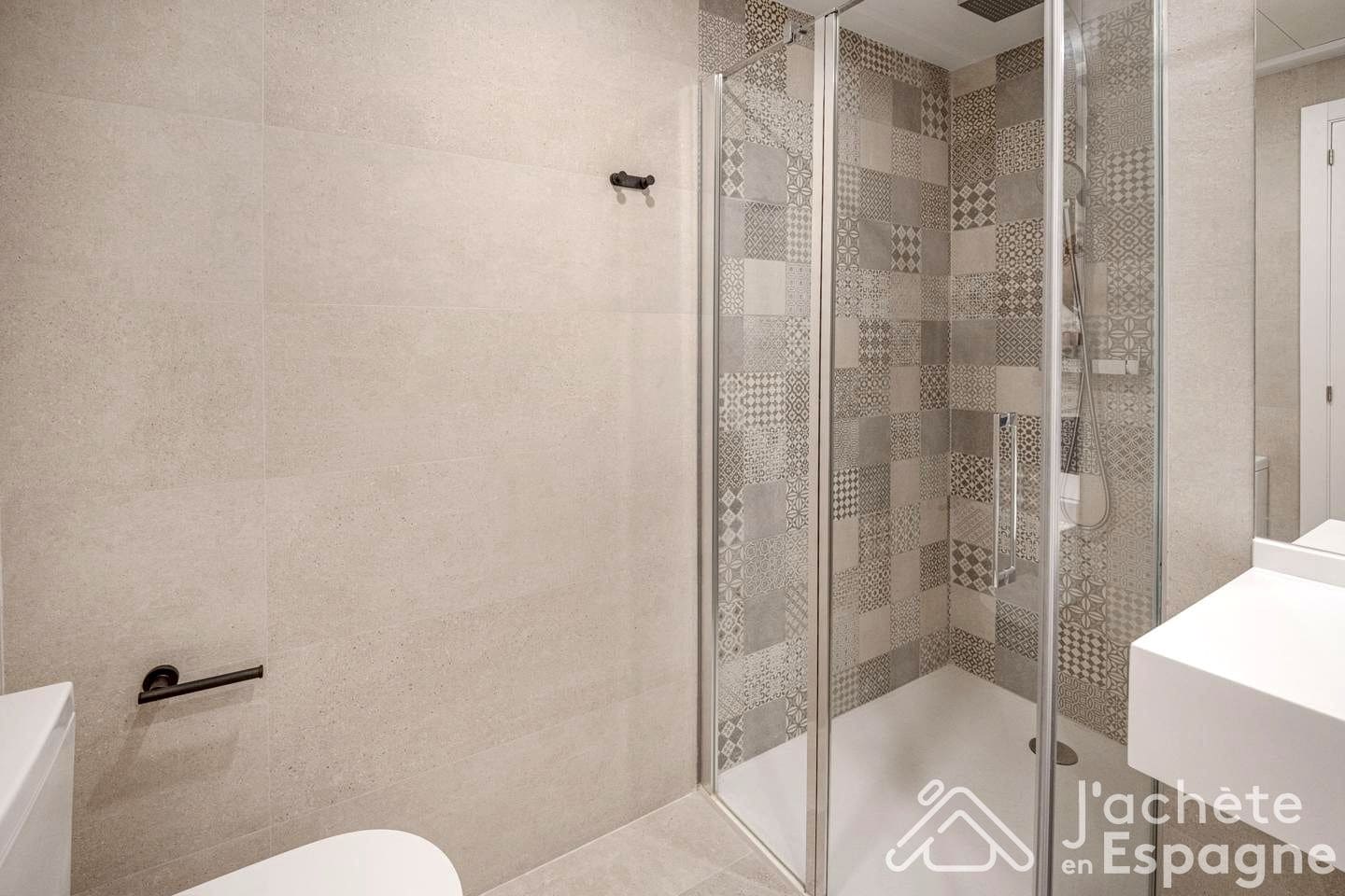 3 bedroom Flat for sale in Vinaros with pool garage - € 460,000 (Ref: 10116164)