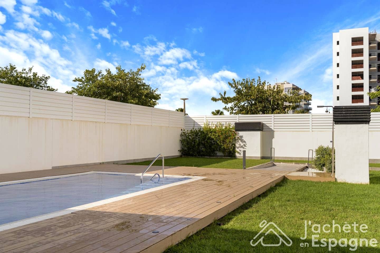 3 bedroom Flat for sale in Vinaros with pool garage - € 460,000 (Ref: 10116164)