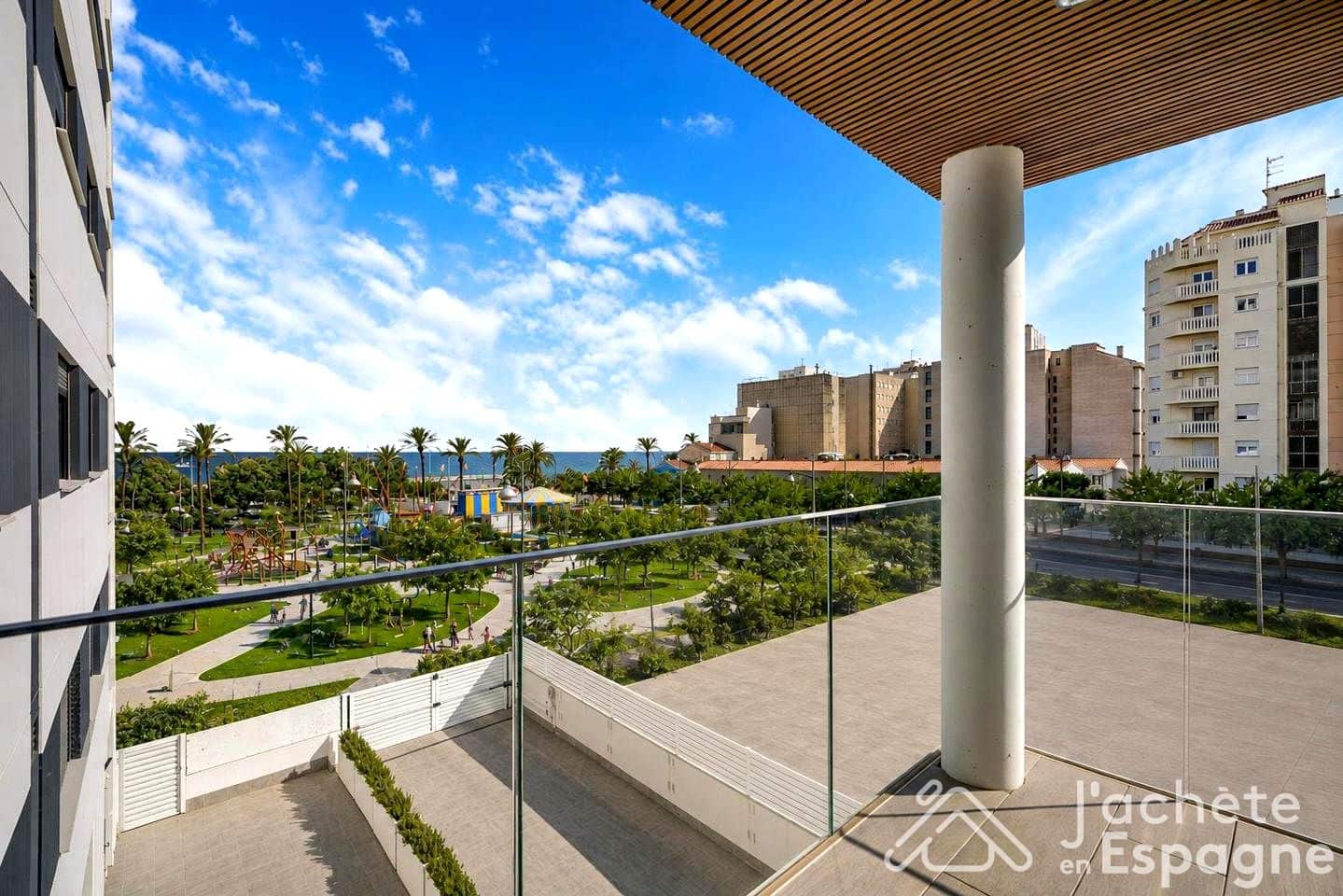 3 bedroom Flat for sale in Vinaros with pool garage - € 460,000 (Ref: 10116164)