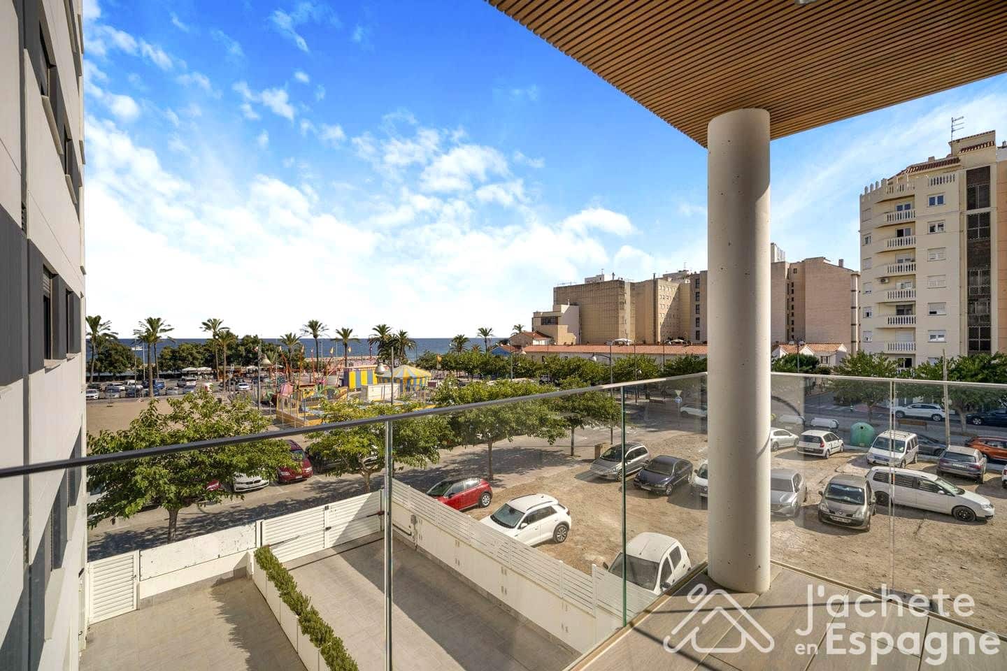 3 bedroom Flat for sale in Vinaros with pool garage - € 490,000 (Ref: 10116165)