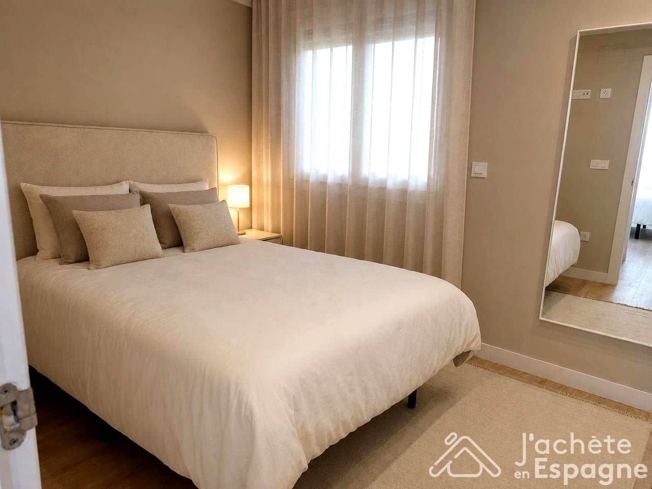 2 bedroom Flat for sale in Vinaros with pool garage - € 320,000 (Ref: 10116166)