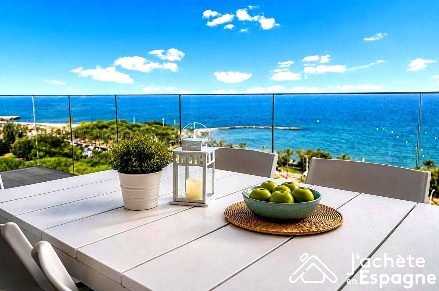 2 bedroom Flat for sale in Vinaros with pool garage - € 320,000 (Ref: 10116166)