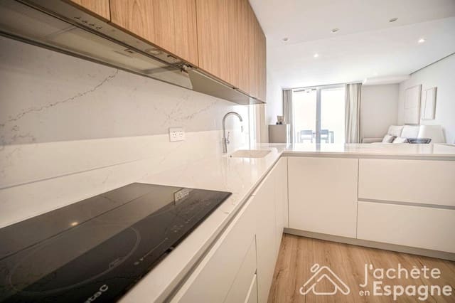 2 sypialnia Penthouse na sprzedaż w Vinaròs z basenem garażem - 499 000 € (Ref: 10116167)