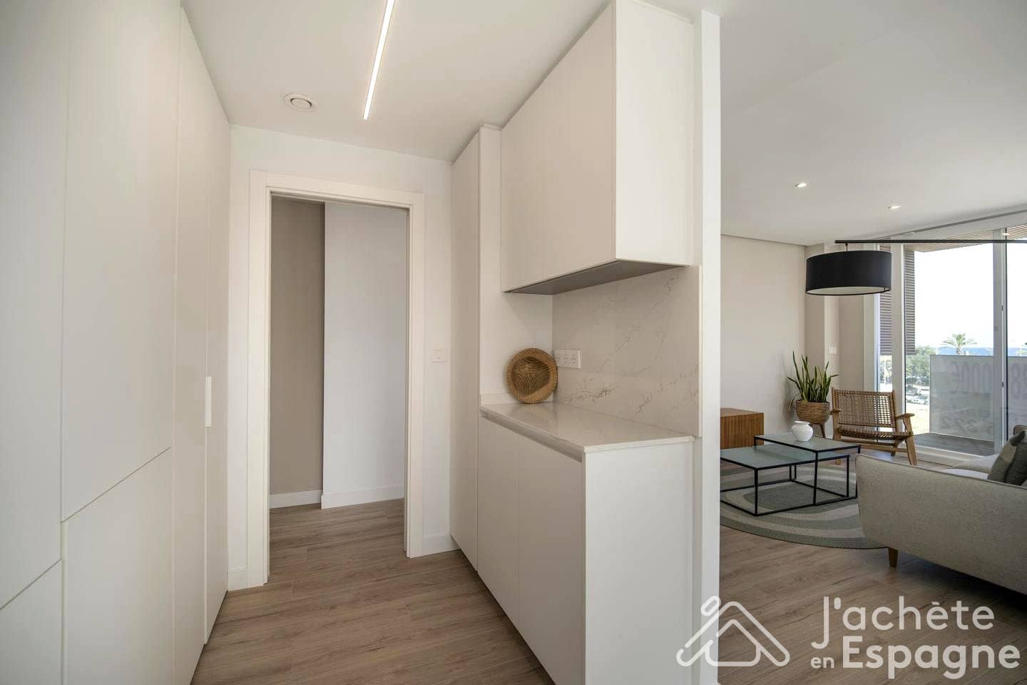 3 bedroom Flat for sale in Vinaros with pool garage - € 499,000 (Ref: 10116168)
