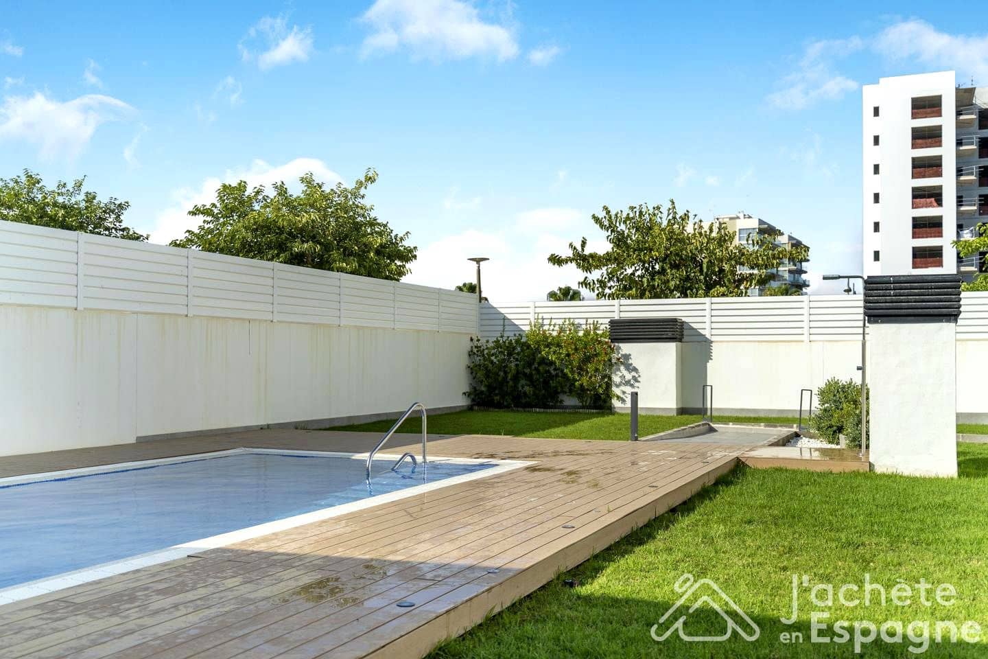 3 bedroom Flat for sale in Vinaros with pool garage - € 499,000 (Ref: 10116168)