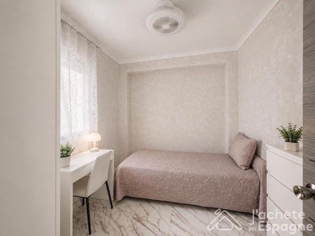 5 soveværelse Lejlighed til salg i Valencia by - € 210.000 (Ref: 10116170)