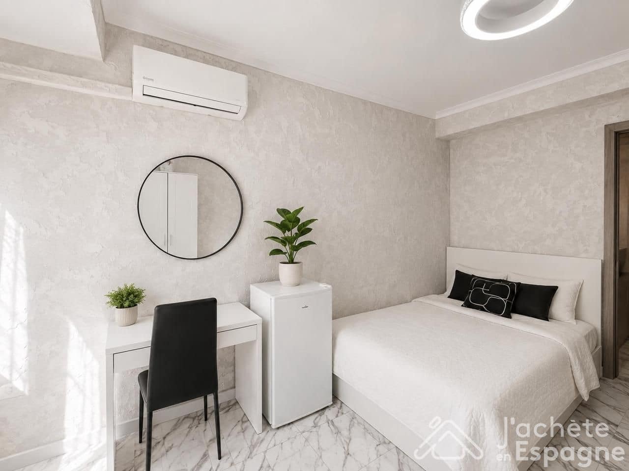 5 bedroom Flat for sale in Valencia city - € 210,000 (Ref: 10116170)