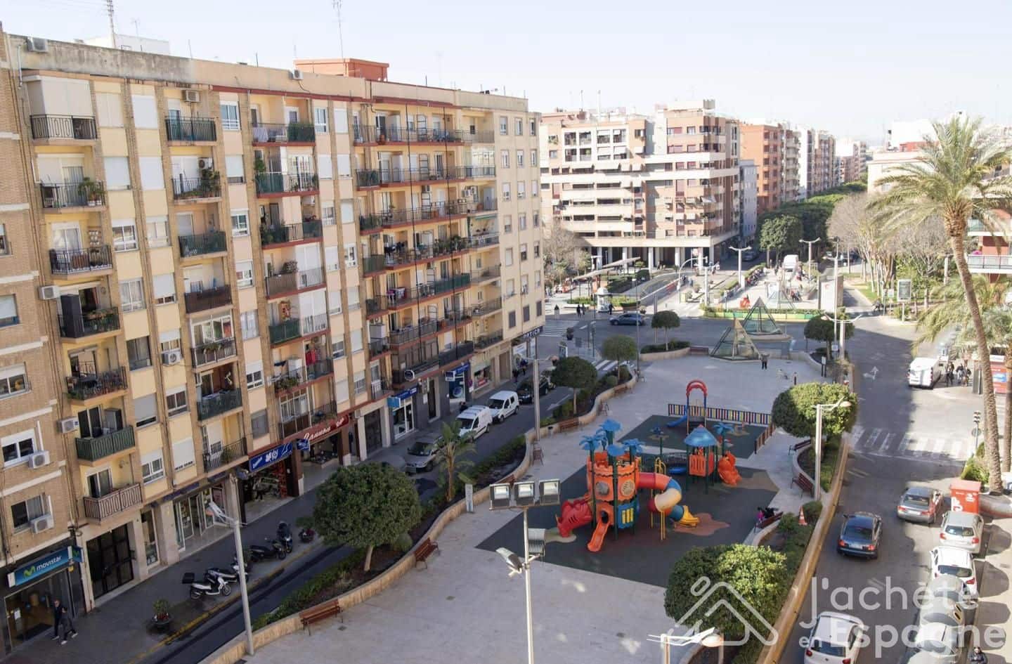 5 bedroom Flat for sale in Valencia city - € 210,000 (Ref: 10116170)
