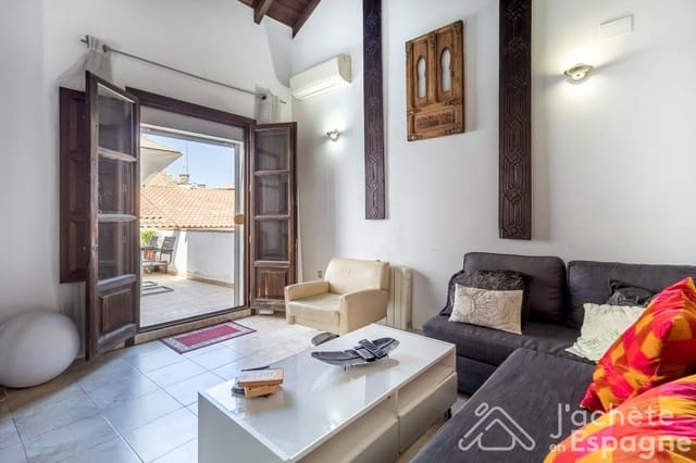 2 makuuhuone Kattohuoneisto myytävänä paikassa Albaicin, Granada kaupunki - 345 000 € (Ref: 10116173)