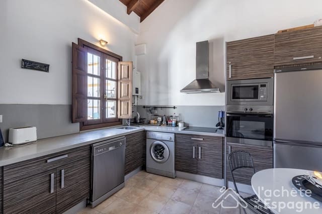 2 makuuhuone Kattohuoneisto myytävänä paikassa Albaicin, Granada kaupunki - 345 000 € (Ref: 10116173)