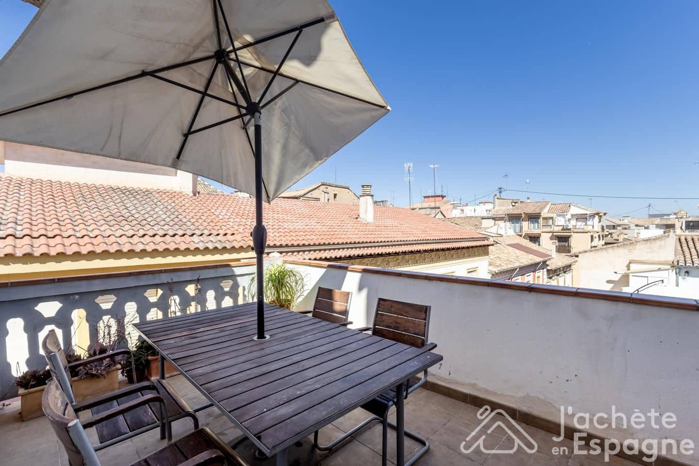 2 soverom Penthouse til salgs i Granada by - € 345 000 (Ref: 10116173)