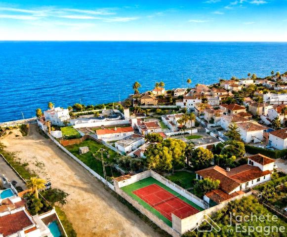 6 sypialnia Willa na sprzedaż w Vinaròs z basenem garażem - 630 000 € (Ref: 10116176)
