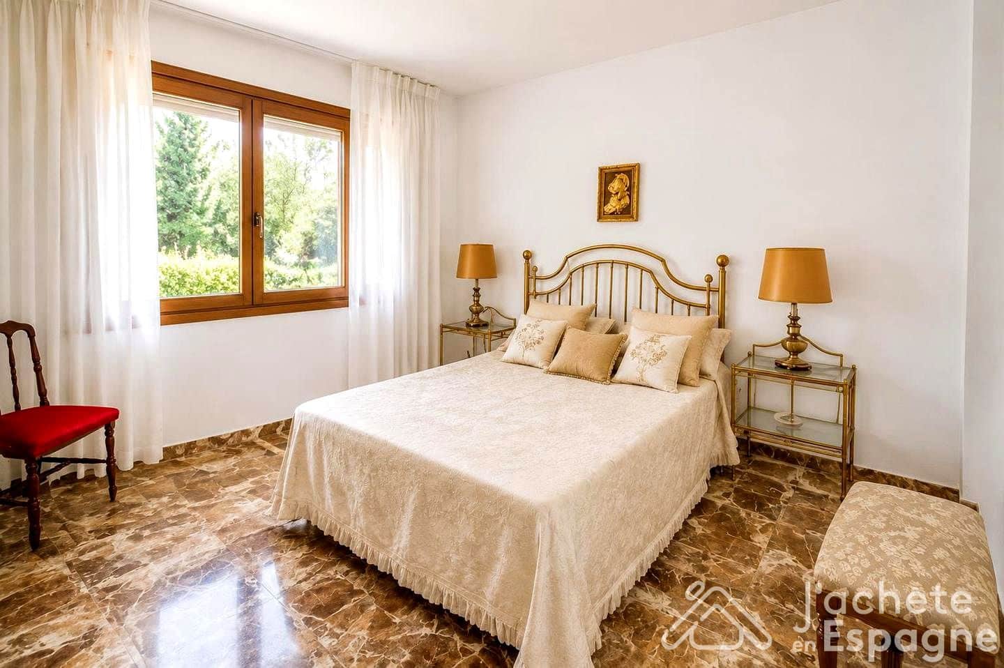 6 quarto Moradia para venda em Vinaros com piscina garagem - 630 000 € (Ref: 10116176)
