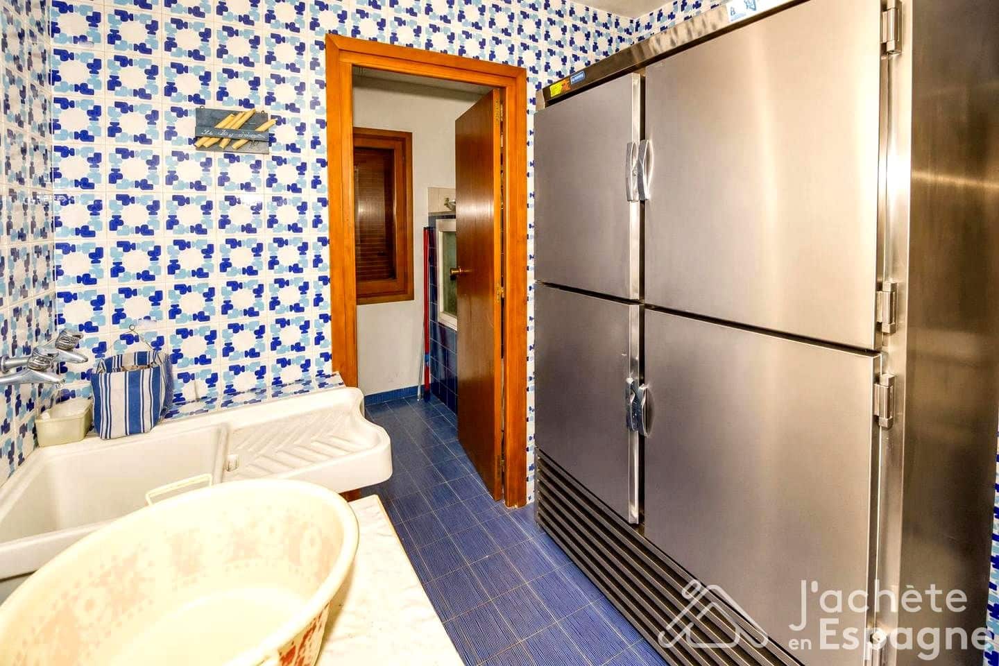 6 quarto Moradia para venda em Vinaros com piscina garagem - 630 000 € (Ref: 10116176)