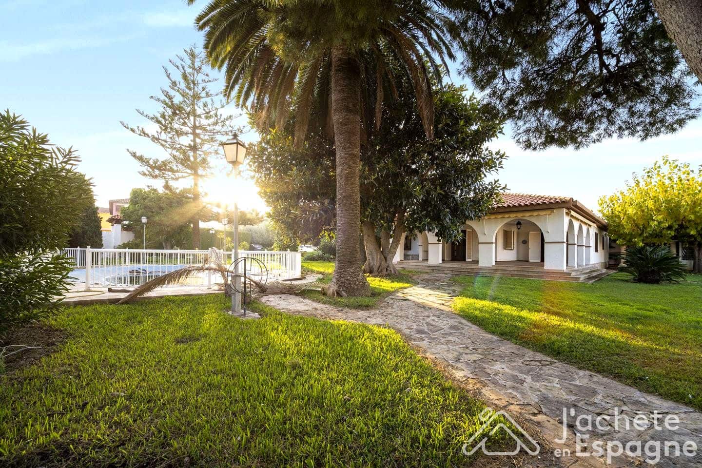 6 quarto Moradia para venda em Vinaros com piscina garagem - 630 000 € (Ref: 10116176)