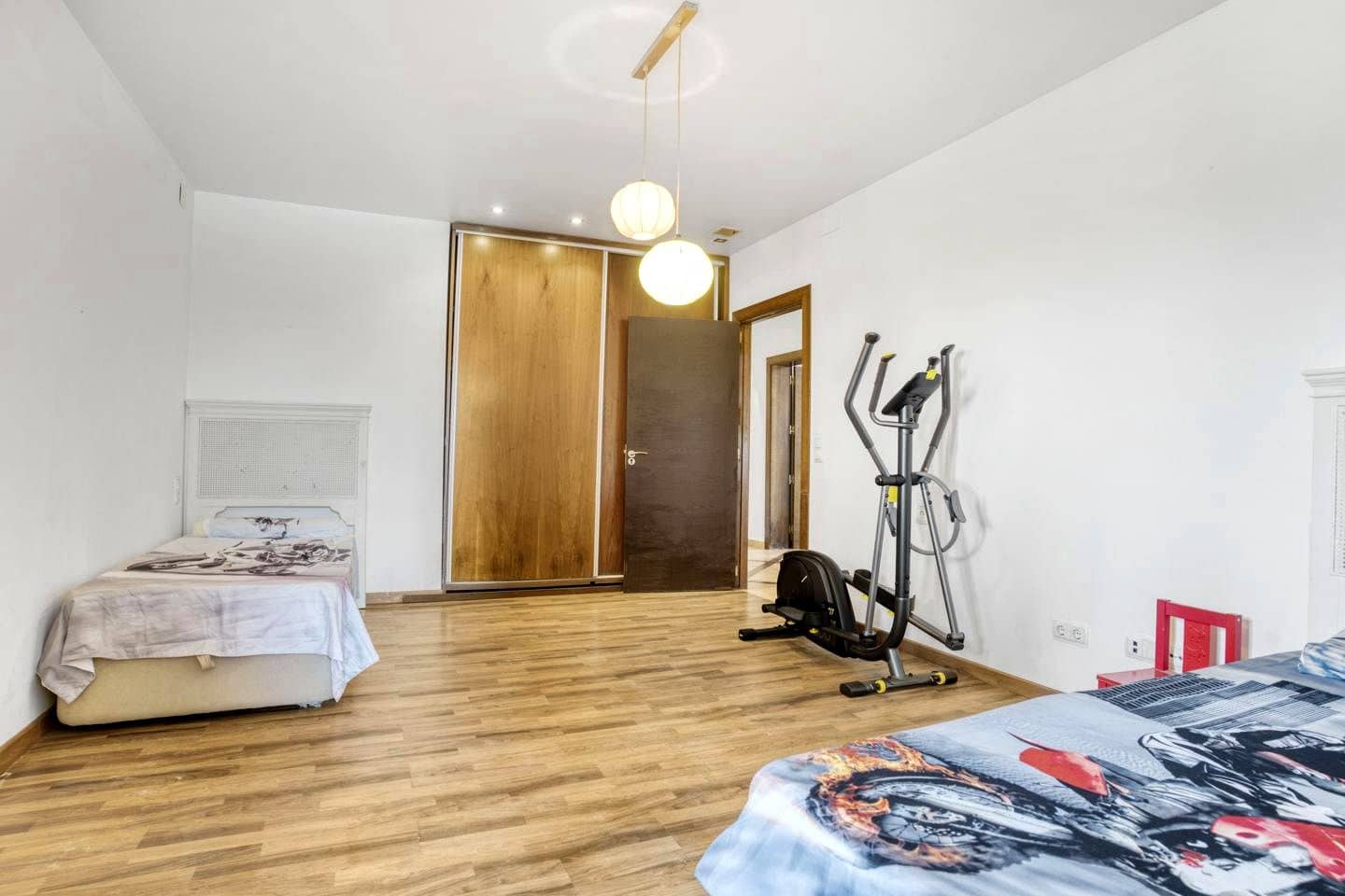 5 Zimmer Villa zu verkaufen in Betera mit Pool Garage - 768.000 € (Ref: 10116179)