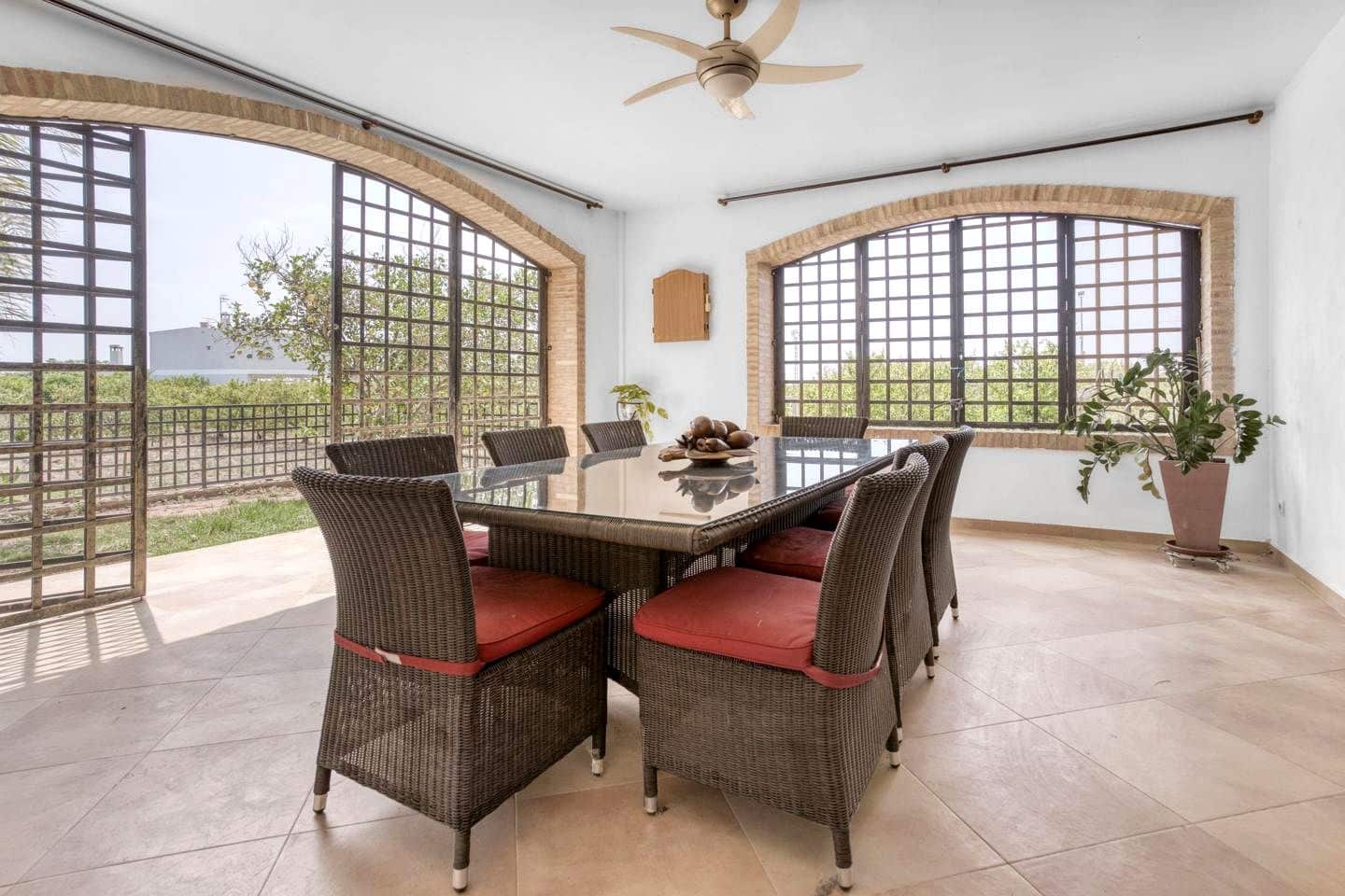 5 Zimmer Villa zu verkaufen in Betera mit Pool Garage - 768.000 € (Ref: 10116179)