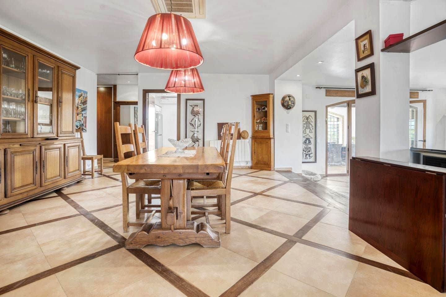 5 Zimmer Villa zu verkaufen in Betera mit Pool Garage - 768.000 € (Ref: 10116179)