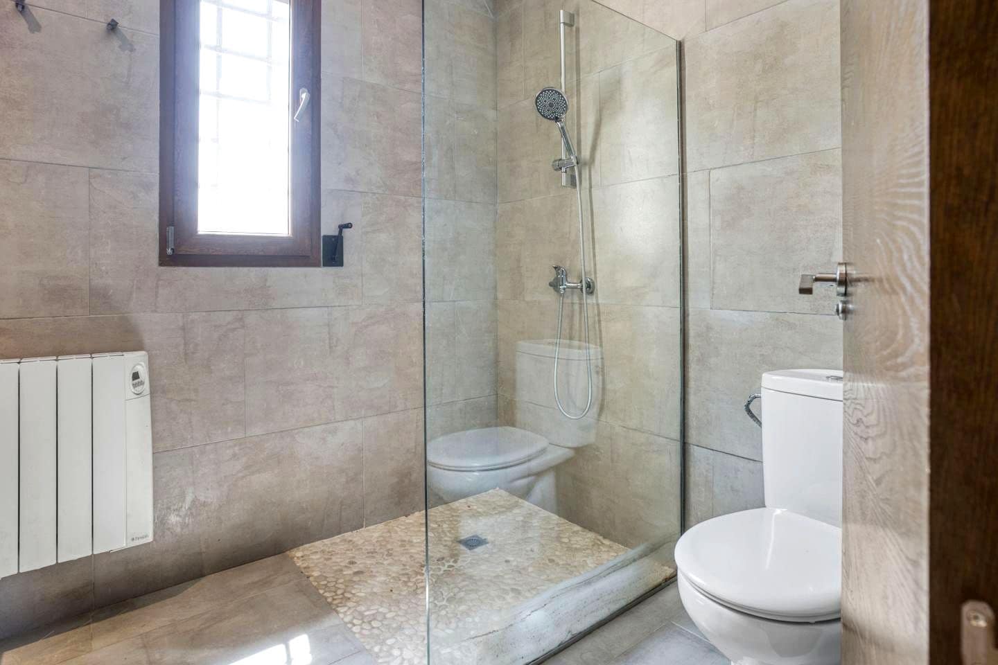 5 Zimmer Villa zu verkaufen in Betera mit Pool Garage - 768.000 € (Ref: 10116179)