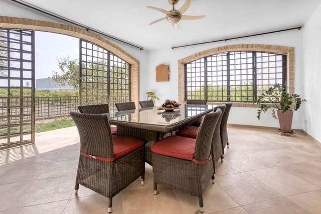 5 Zimmer Villa zu verkaufen in Bétera mit Pool Garage - 768.000 € (Ref: 10116179)