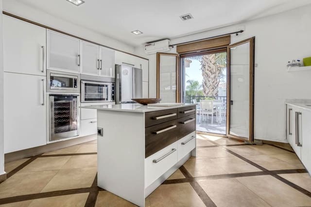 5 Zimmer Villa zu verkaufen in Bétera mit Pool Garage - 768.000 € (Ref: 10116179)
